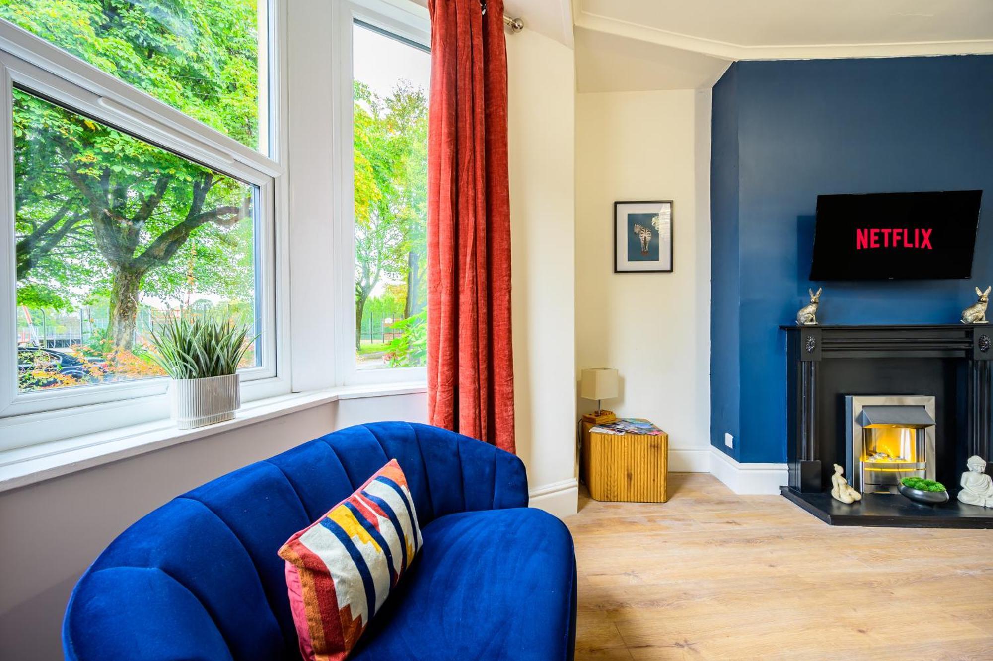 バクストン Stunning House Sleeps 7 - Parkingヴィラ エクステリア 写真